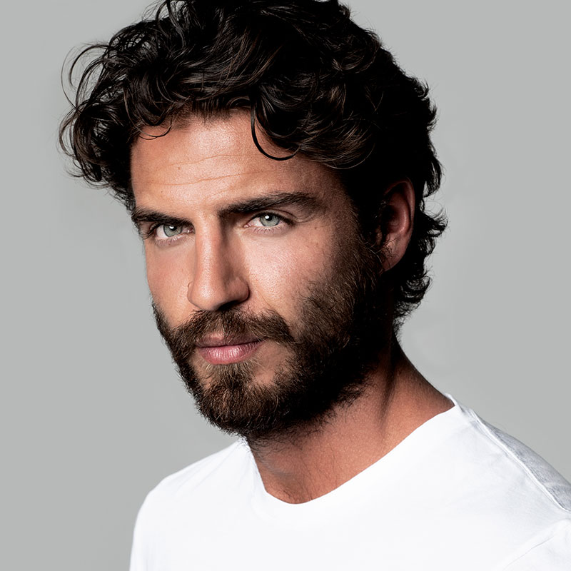 Maxi Iglesias